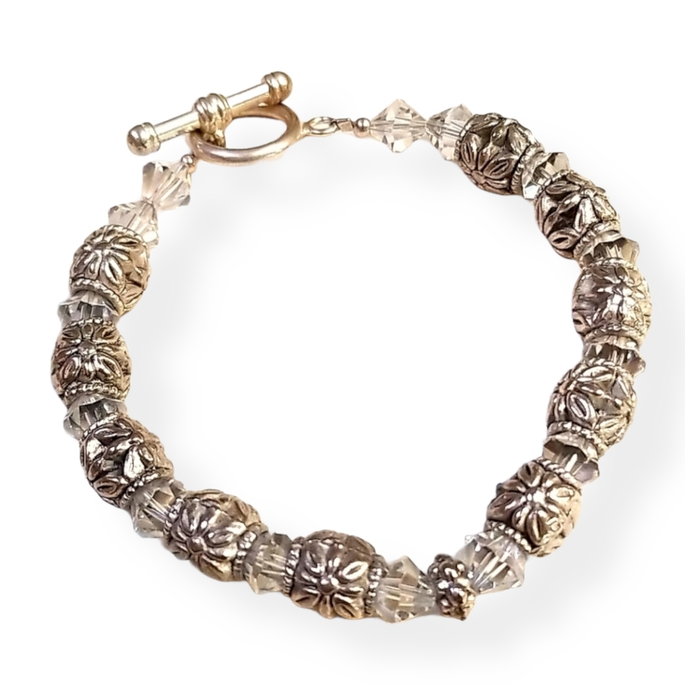 Hand Crafted Crystal Silver Tone Chunky Beaded Bracelet